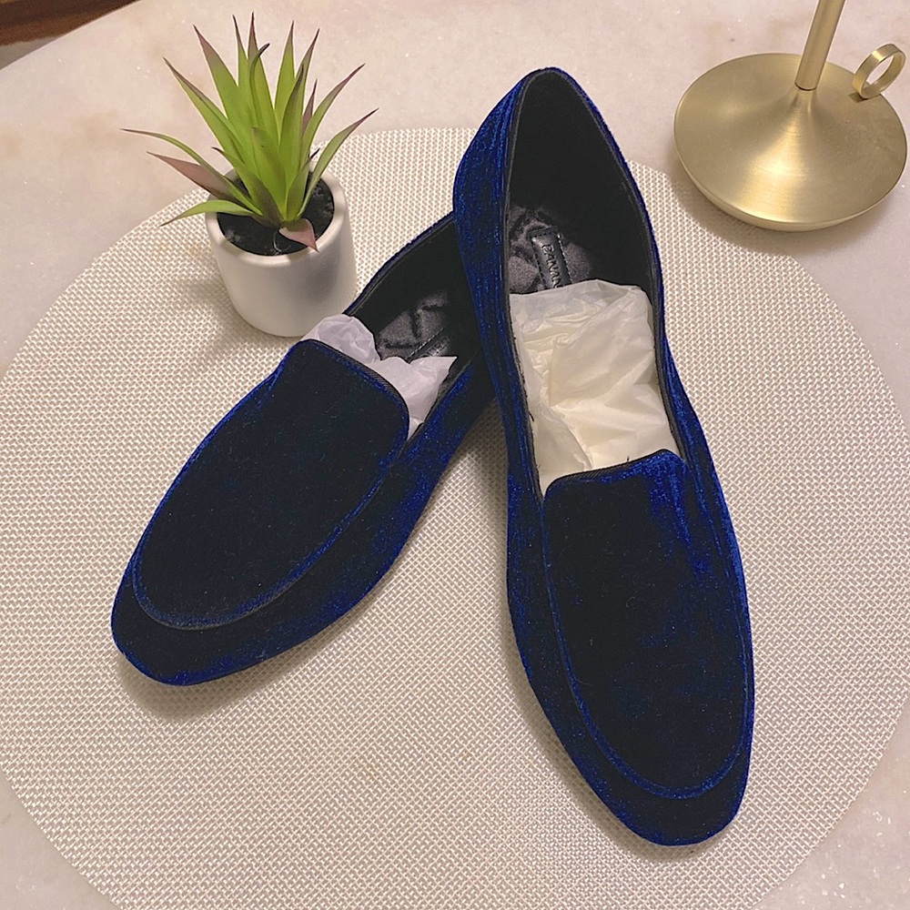Banana Republic navy velvet slippers loafers NWOT 8